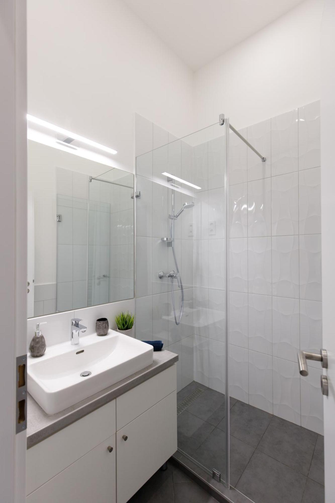 Central City Apt In The Jewish Quarter With Free Parking Budapest Luaran gambar
