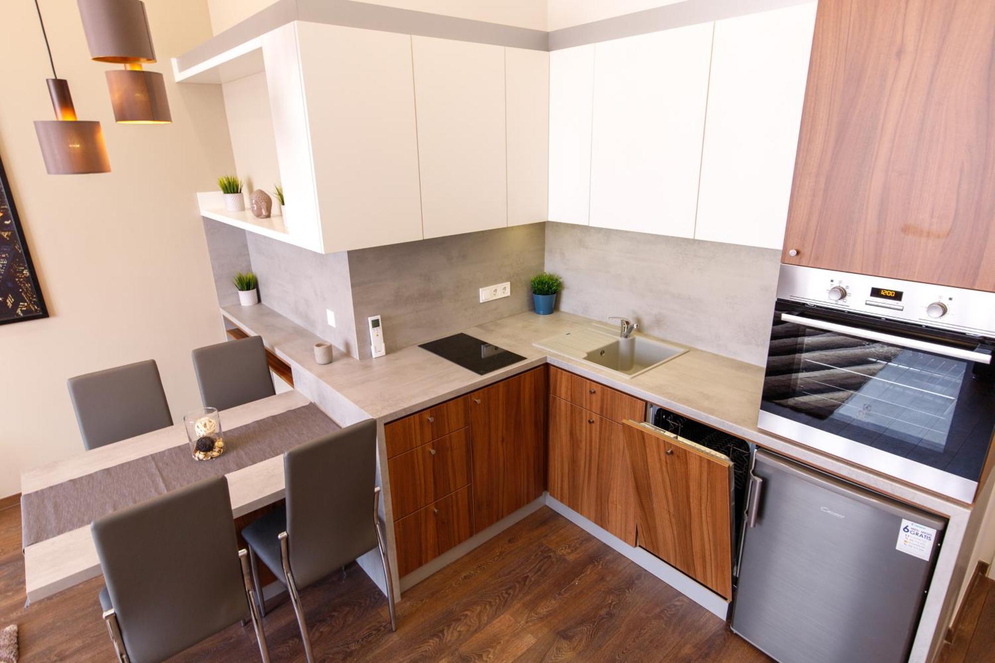 Central City Apt In The Jewish Quarter With Free Parking Budapest Luaran gambar